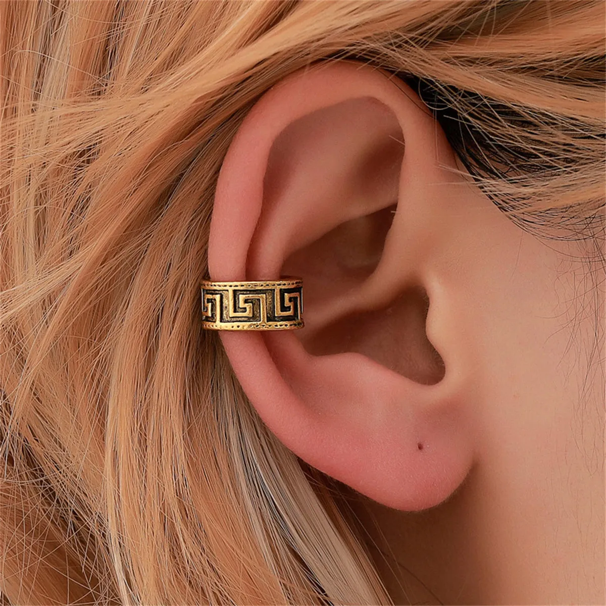 18K Gold-Plated Geometric Great Wall Ear Cuff