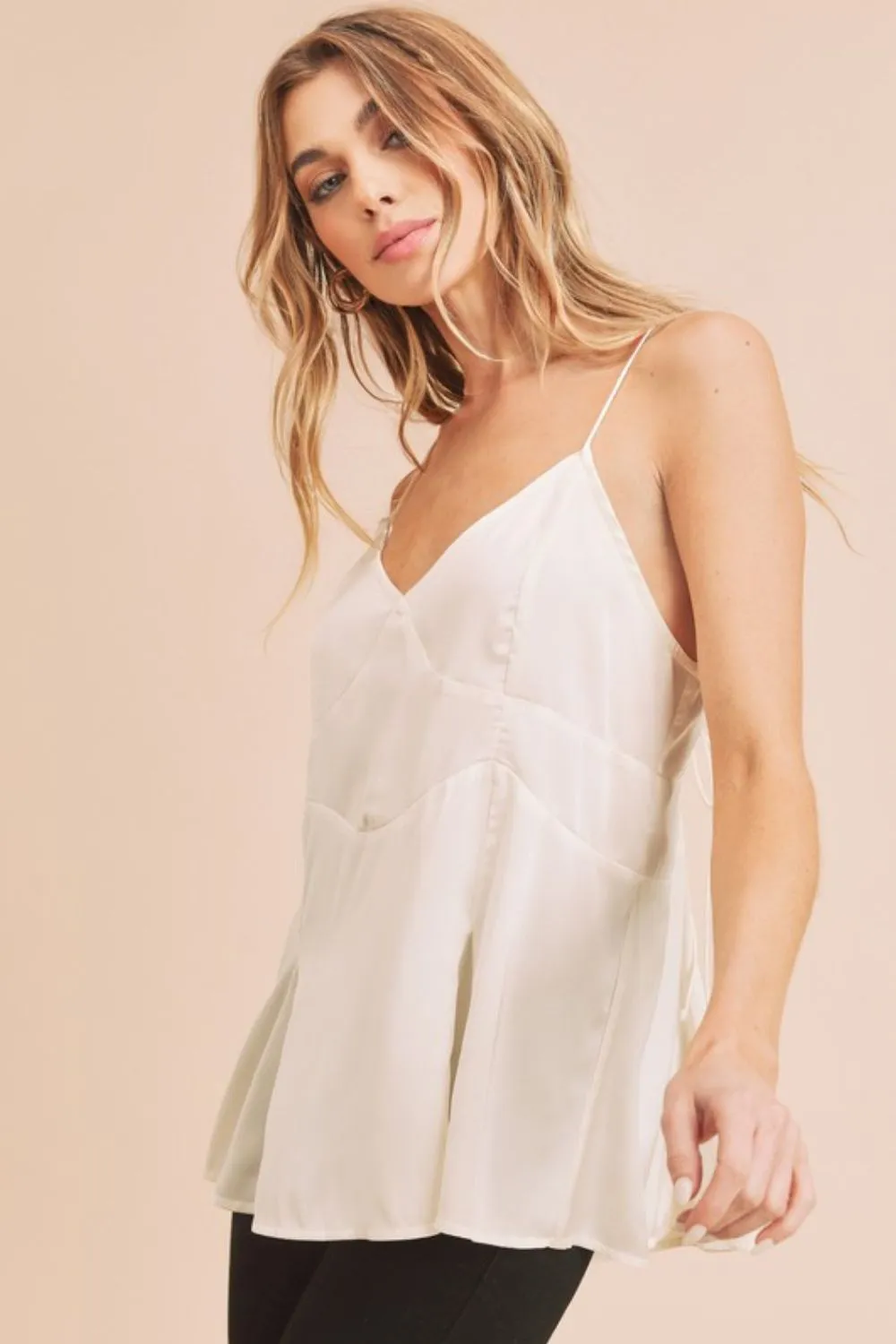 Aemi   Co Tie Back V-Neck Cami