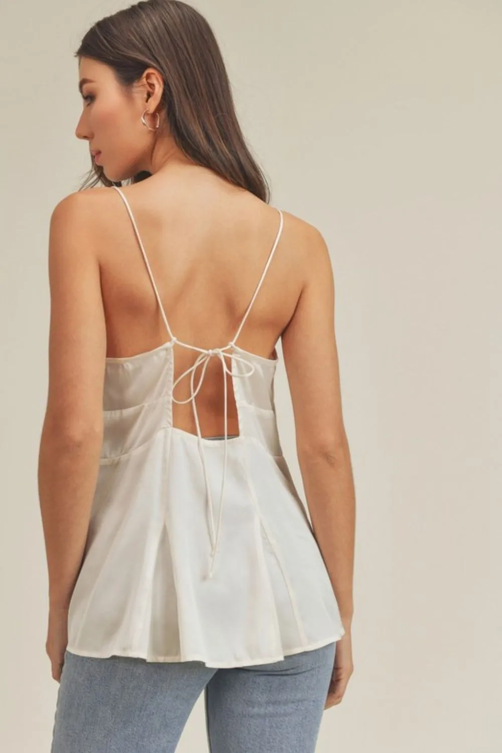 Aemi   Co Tie Back V-Neck Cami