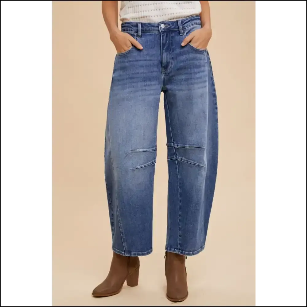 Annie Wear Barrel Leg Jeans: Get Ready to Turn Heads and Drop Jaws! 💃👖