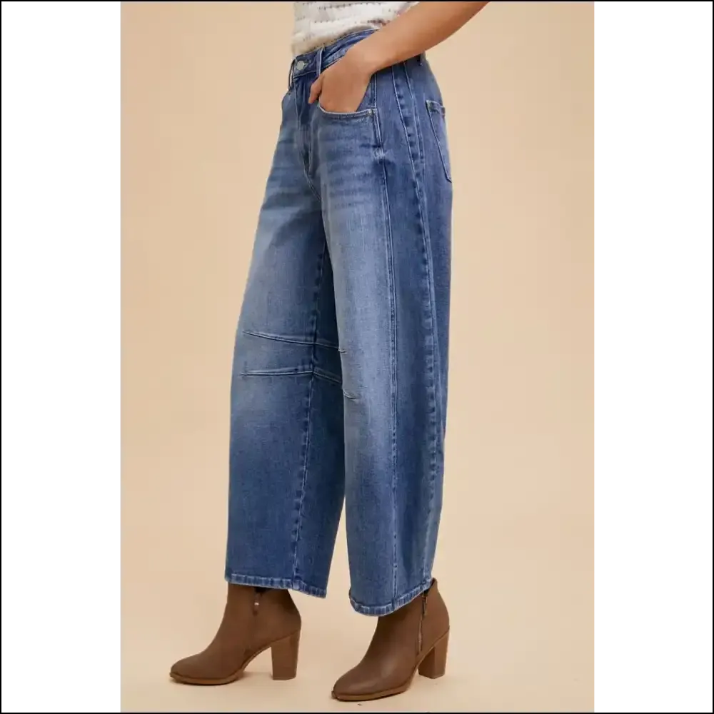 Annie Wear Barrel Leg Jeans: Get Ready to Turn Heads and Drop Jaws! 💃👖