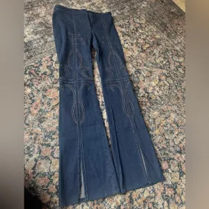 Arden B. 0. Jeans like new.