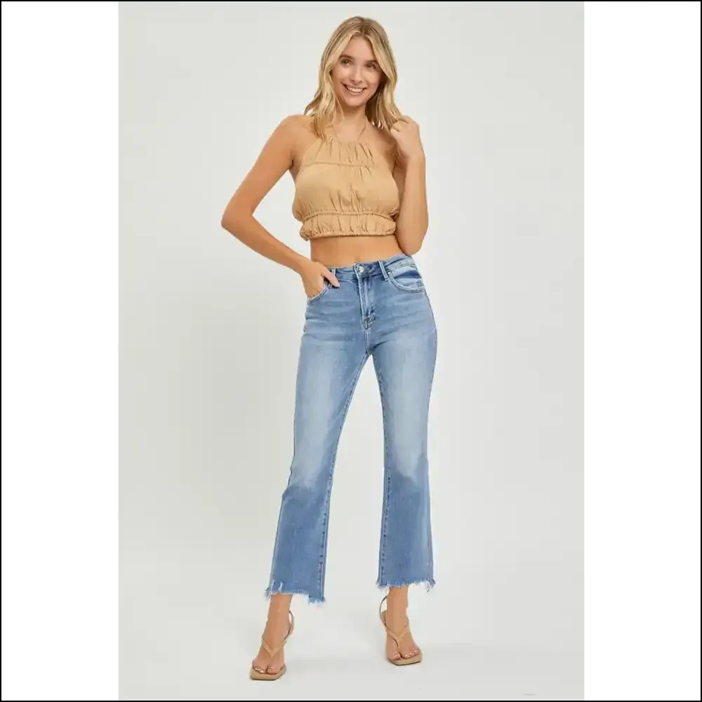 Cropped Straight Jeans: where Frayed Hem Meets Fabulous Fashion Fail! 😂👖