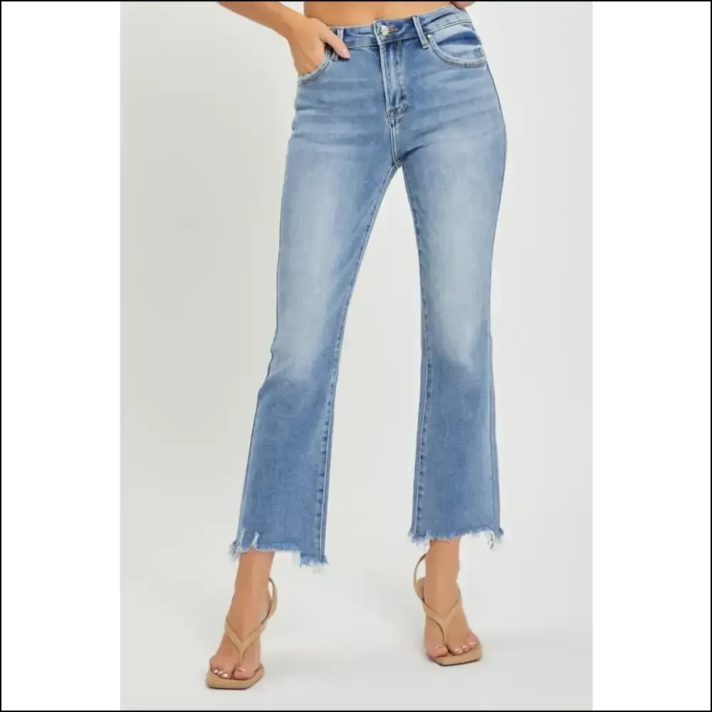Cropped Straight Jeans: where Frayed Hem Meets Fabulous Fashion Fail! 😂👖