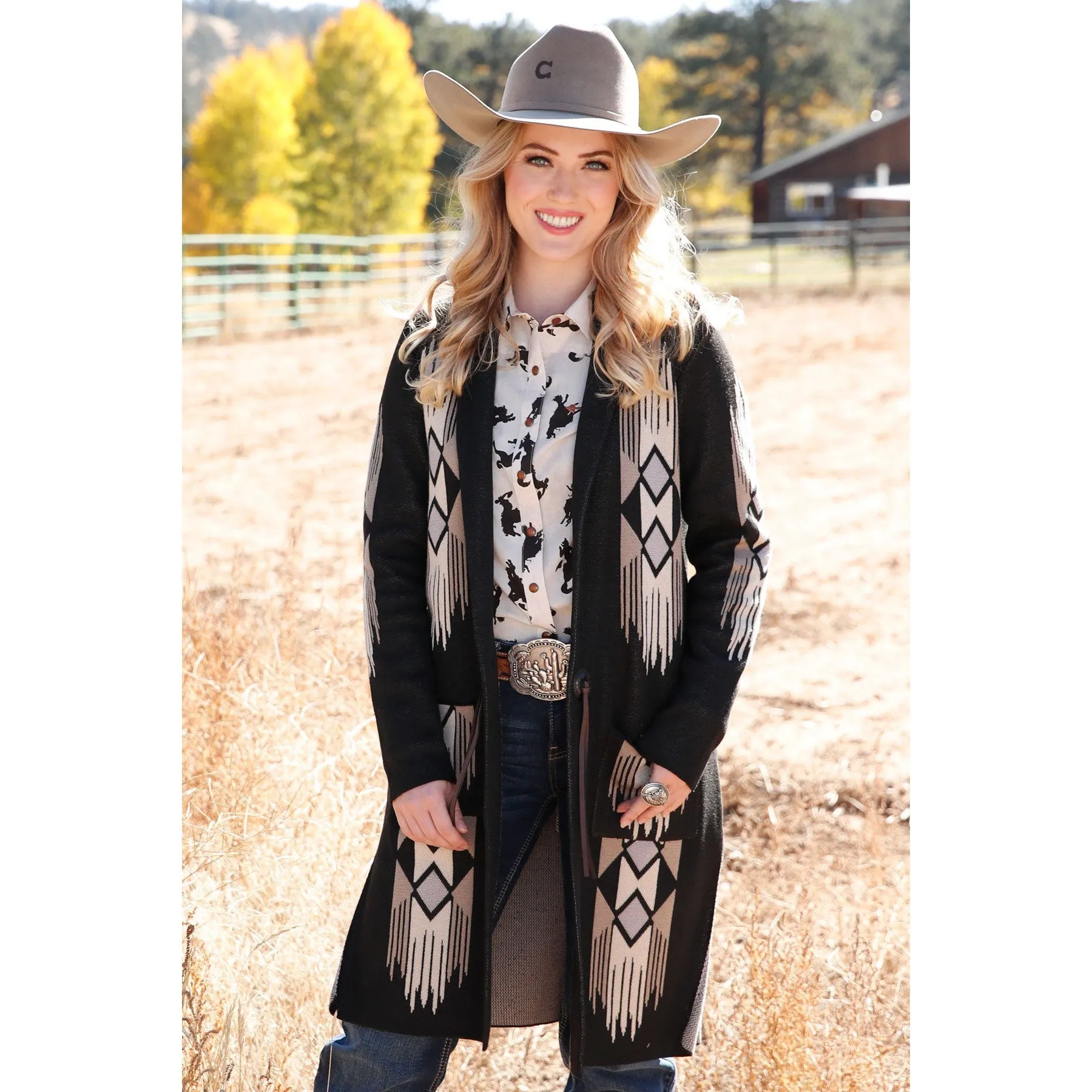 Cruel Women's Black Sweater Knit Cropped Duster