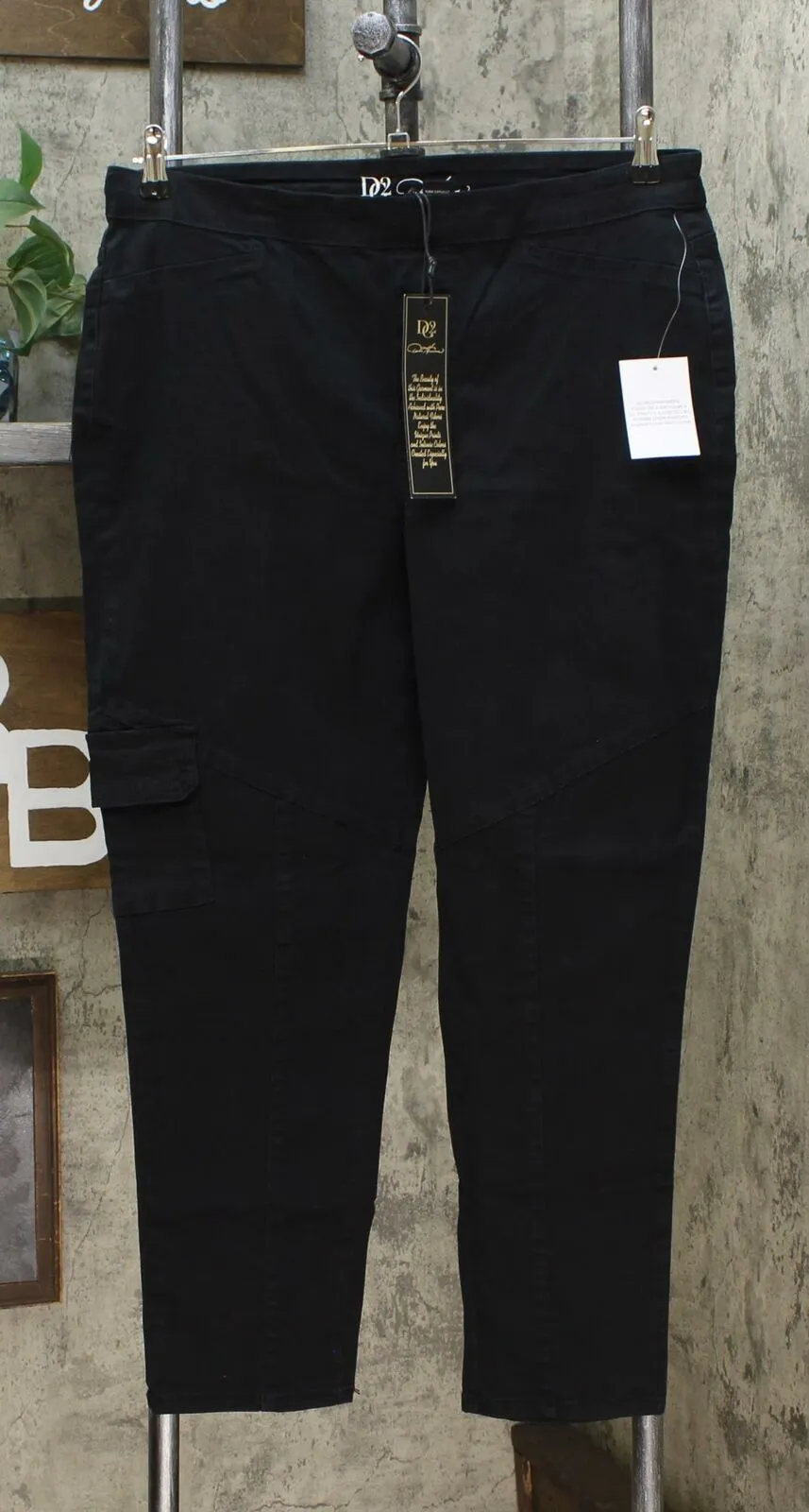 DG2 by Diane Gilman Women's Cropped Stretch Twill Cargo Jeggings