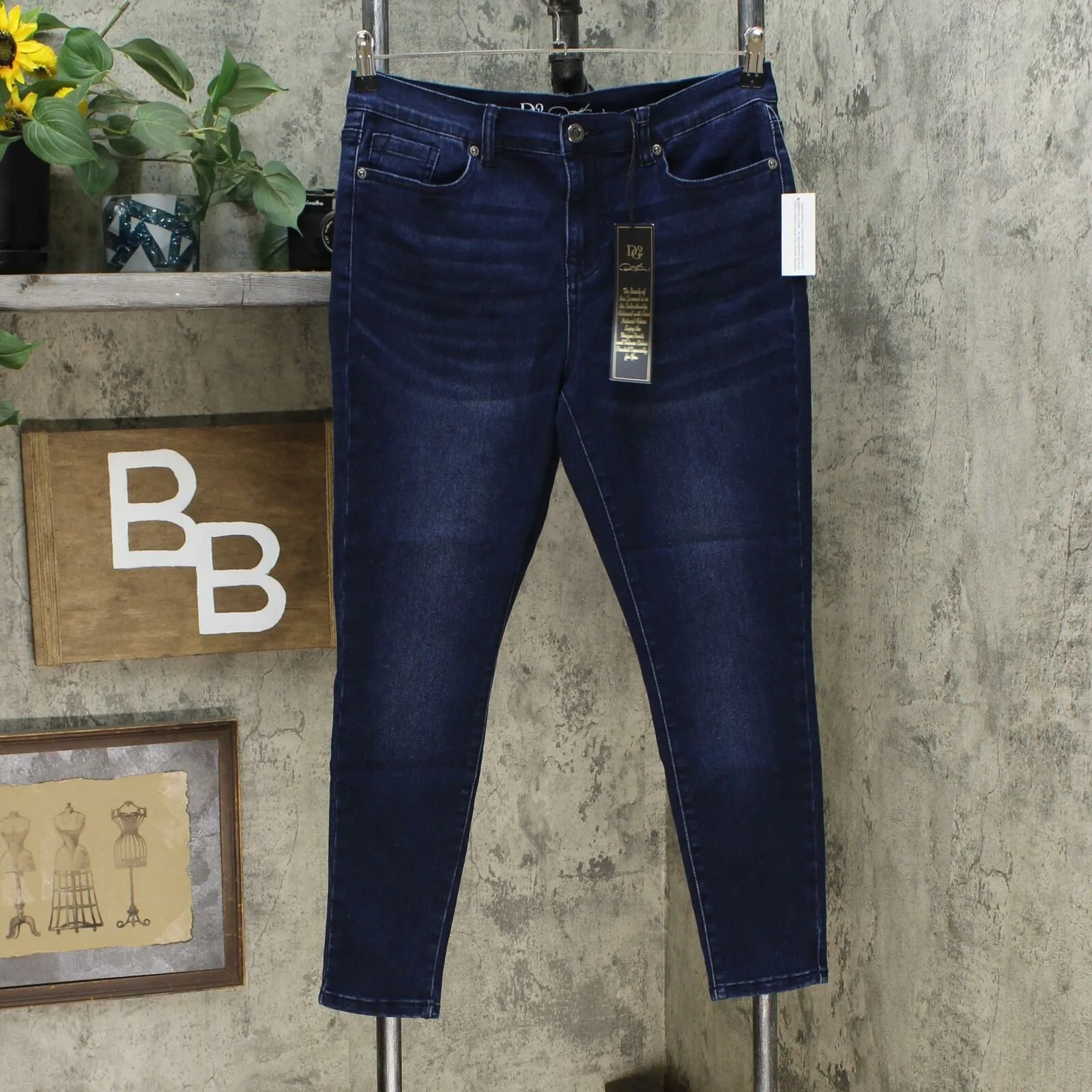 DG2 by Diane Gilman Women's Petite Virtual Stretch Ultra Skinny Jeans