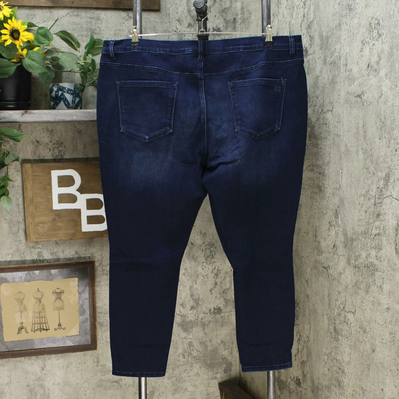 DG2 by Diane Gilman Women's Virtual Stretch Ultra Skinny Jeans Indigo Petite 22W