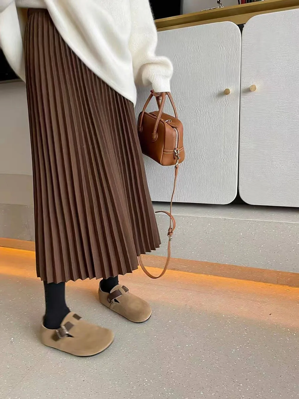Elastic High-Waisted Stylish Pleated Midi Skirt
