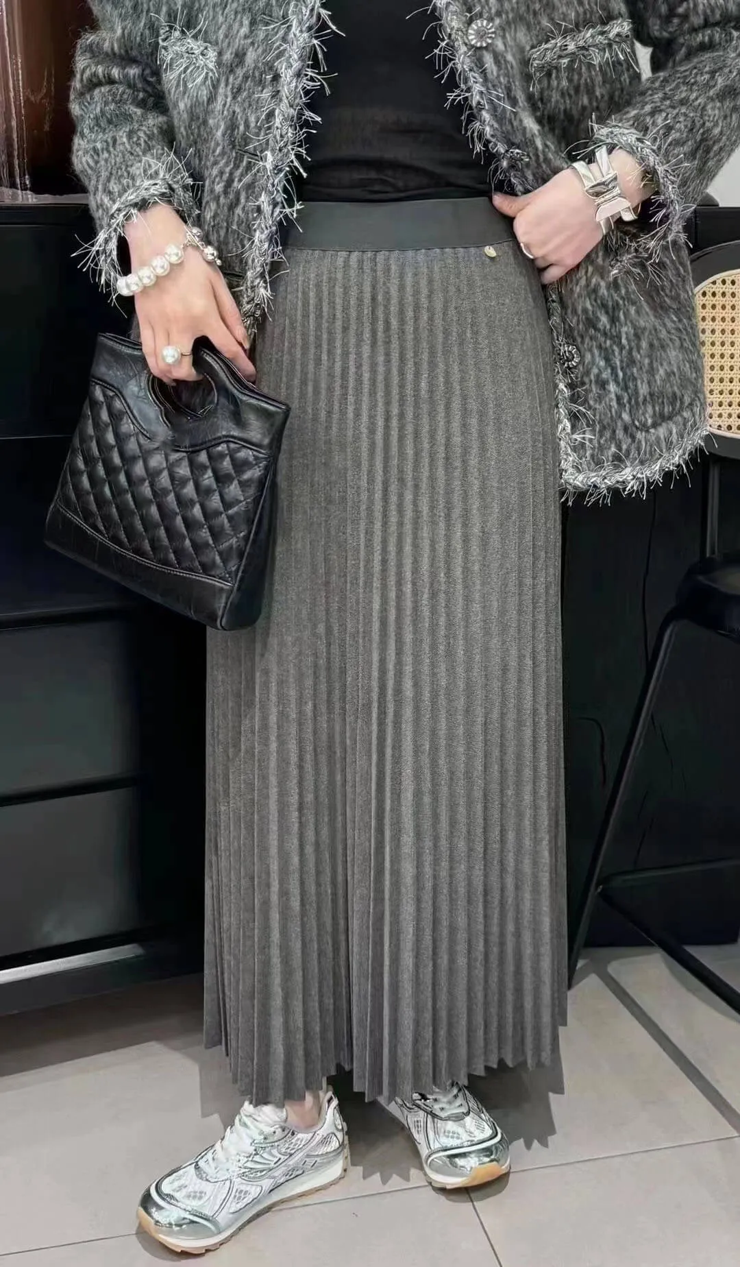 Elastic High-Waisted Stylish Pleated Midi Skirt