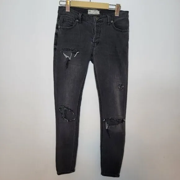 Free People Distressed Skinny Washed Jeans Size 24