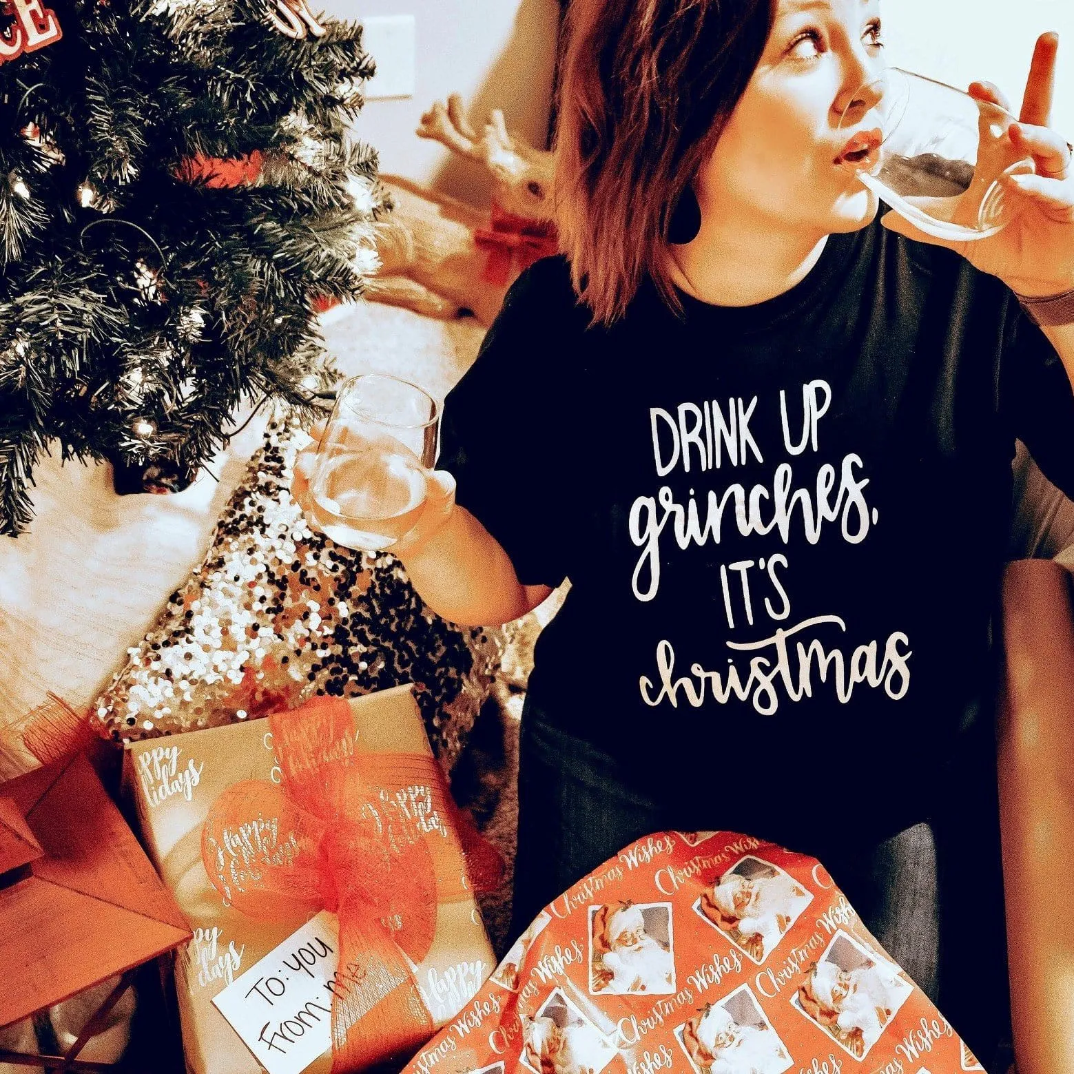 FUNNY 'Drink-up Grinches it's Christmas' Unisex T-shirt Men/Women