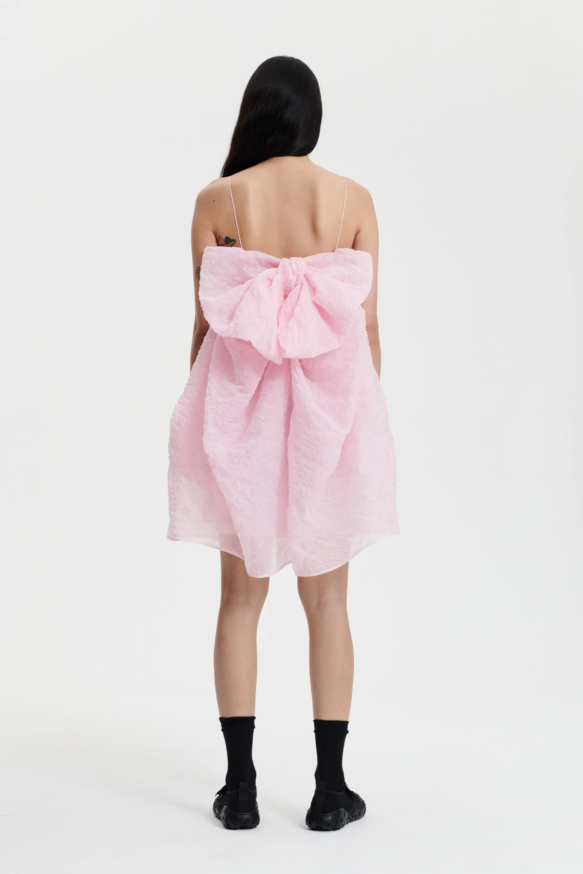 GINA | DRESS POSY MATELASS… SOFT PINK