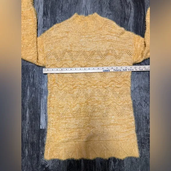 GOLD Sweater TUNIC Lauren CONRAD Eyelash SCALLOP