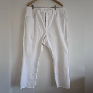 Good American Good Legs Straight Jeans in White - Size 24