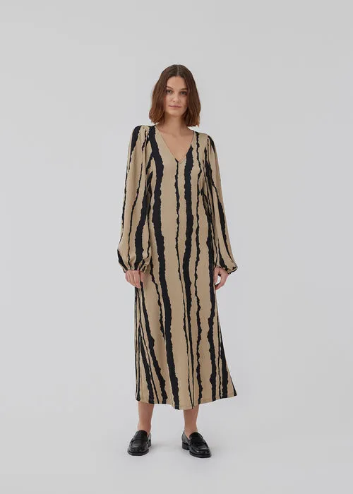 HarlandMD Print Dress - Torn Lines