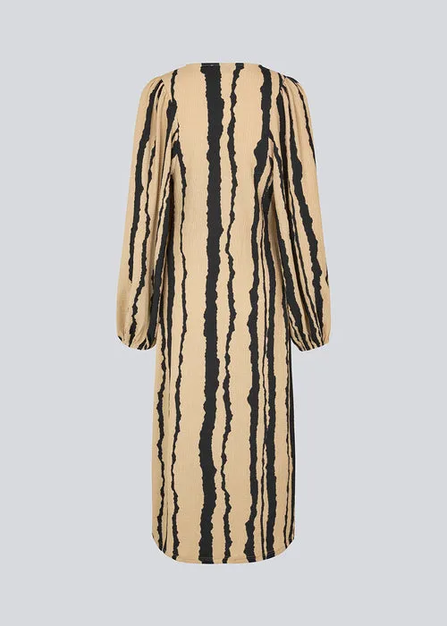 HarlandMD Print Dress - Torn Lines