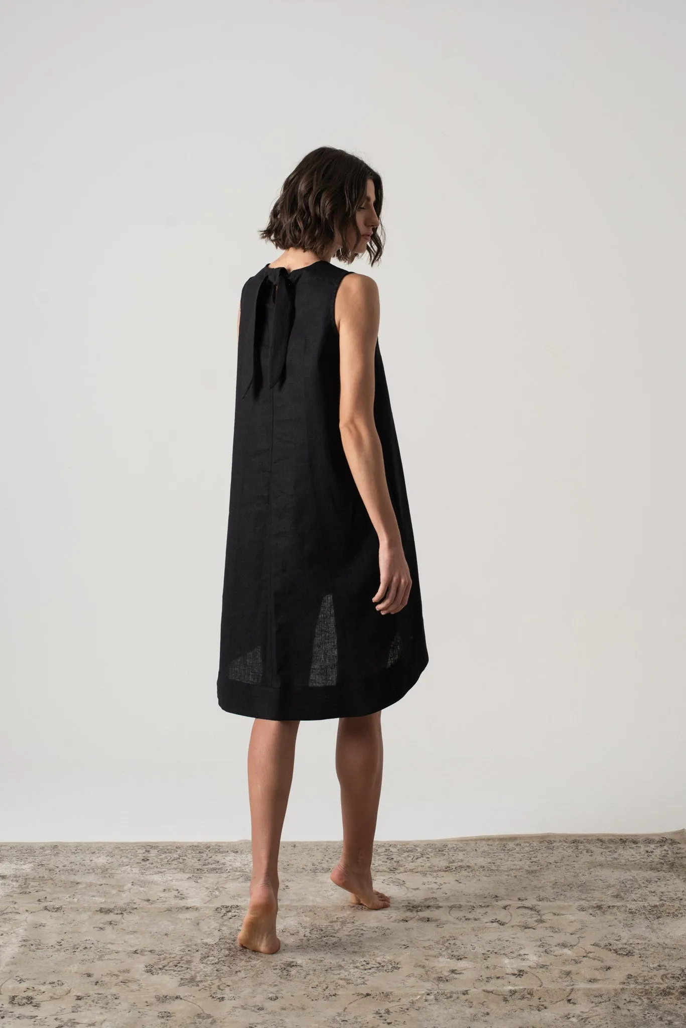 Illya Midi Dress Black