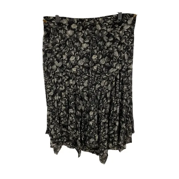 Isabel de Pedro Mr cat ruffle hem pull on cozy skirt 😍