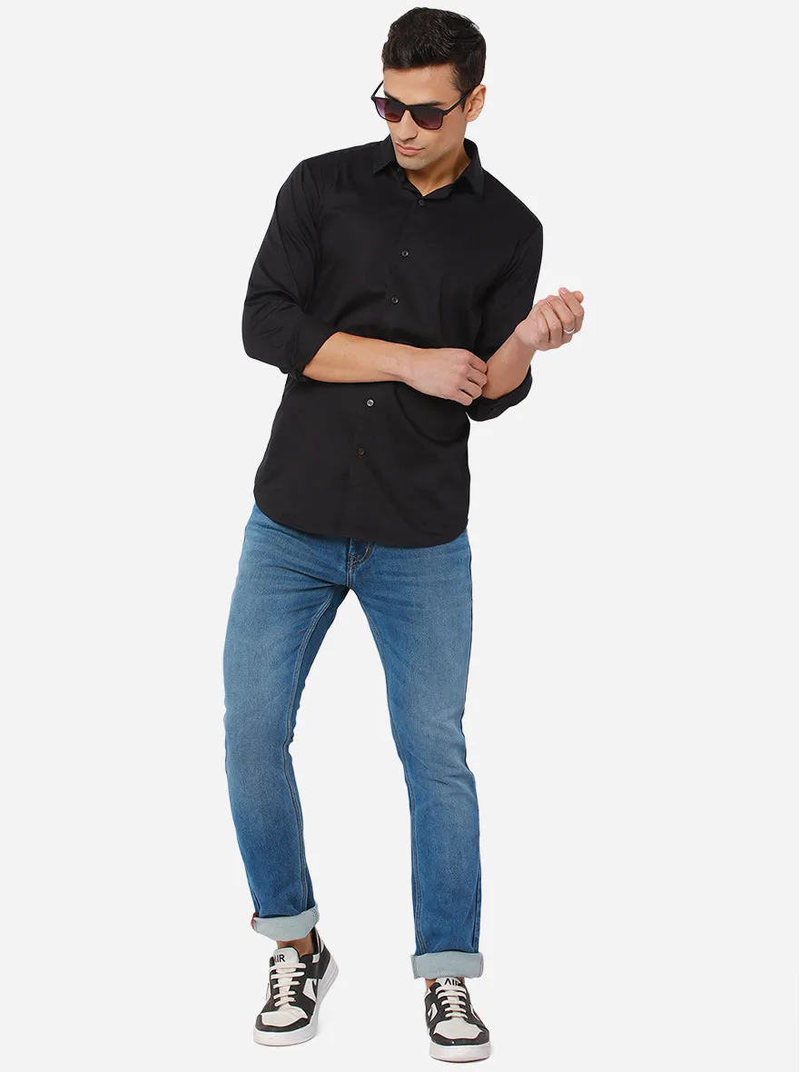 Jet Black Solid Slim Fit Semi Casual Shirt | JadeBlue