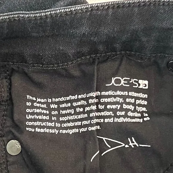 JOE’S JEANS “The Icon Ankle”
