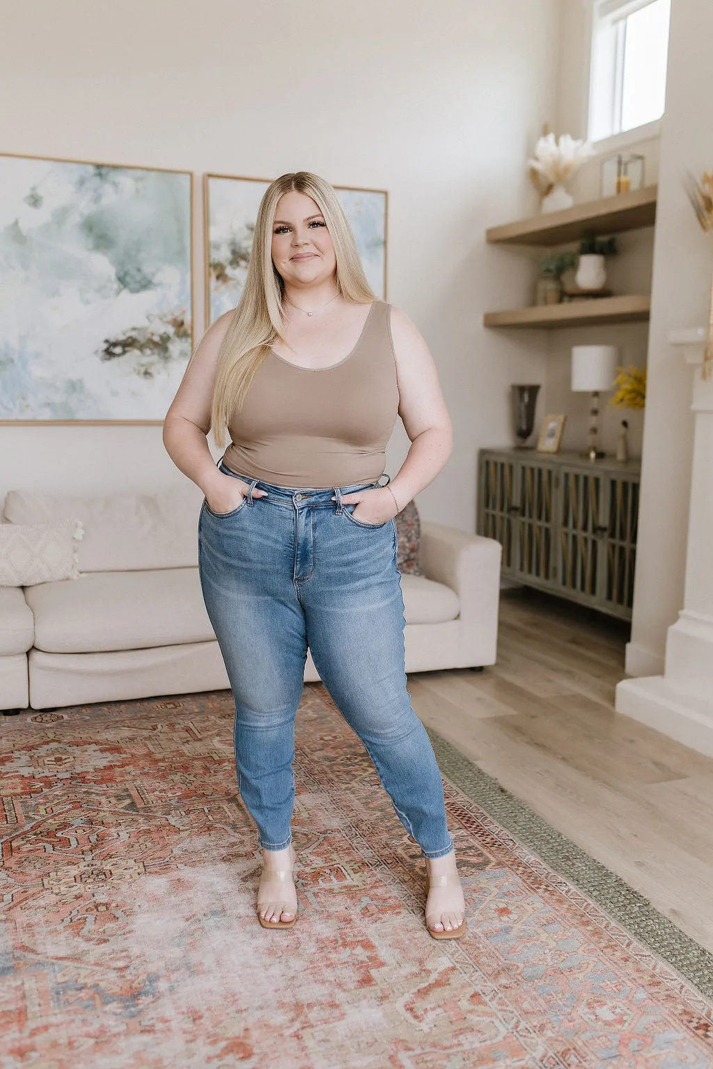 Judy Blue High-Rise Tummy Control Skinny Jeans in Light Wash