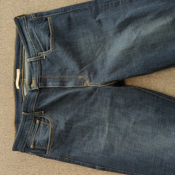 🆕🌿LEVI'S HIGH WAIST SKINNY JEANS🌿