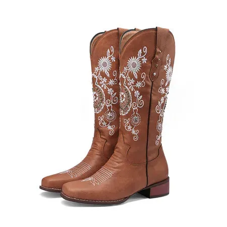 Lizbeth | Embroidered Boots