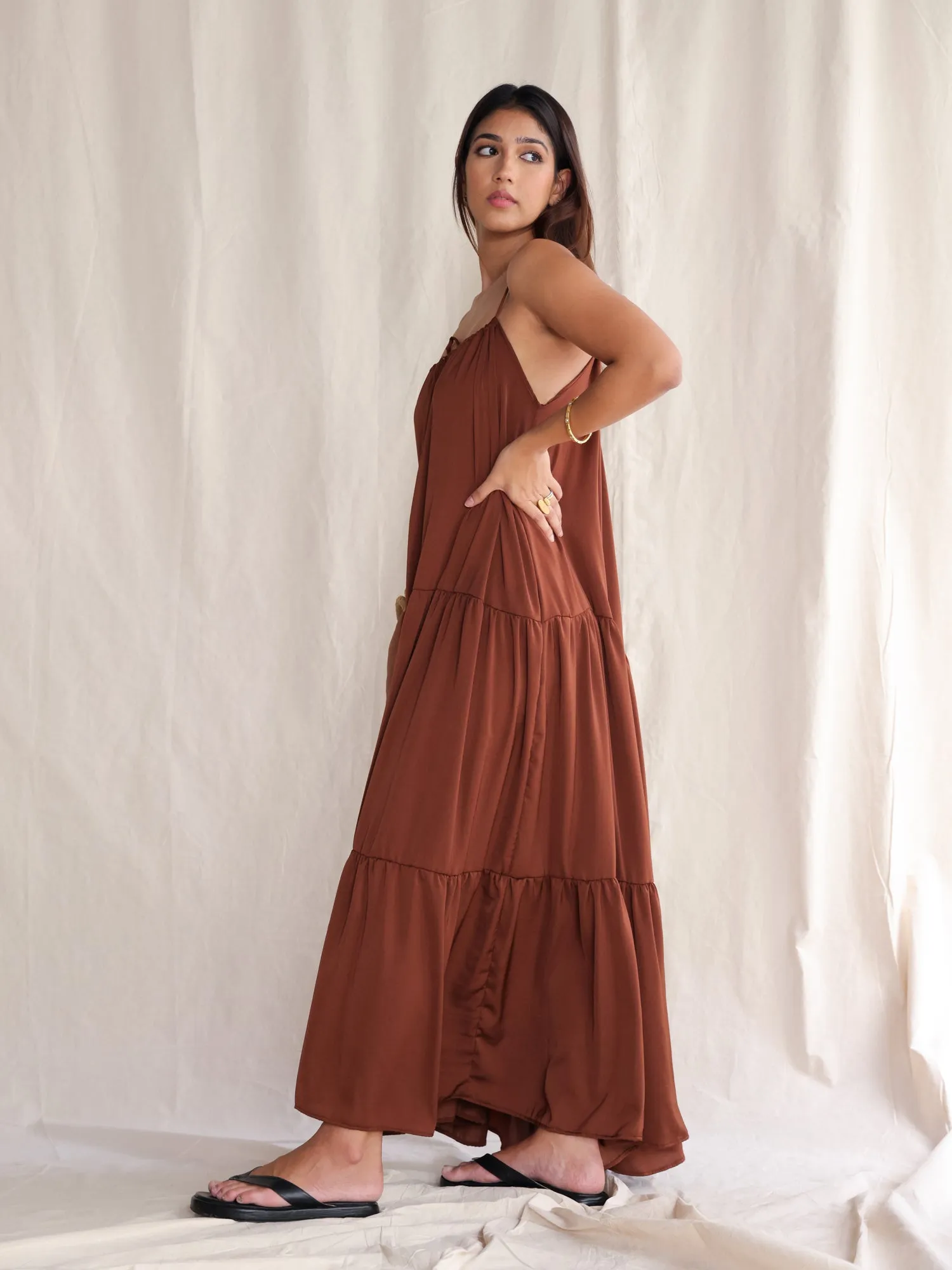 Loose Fit Tunnel Detail Maxi Dress