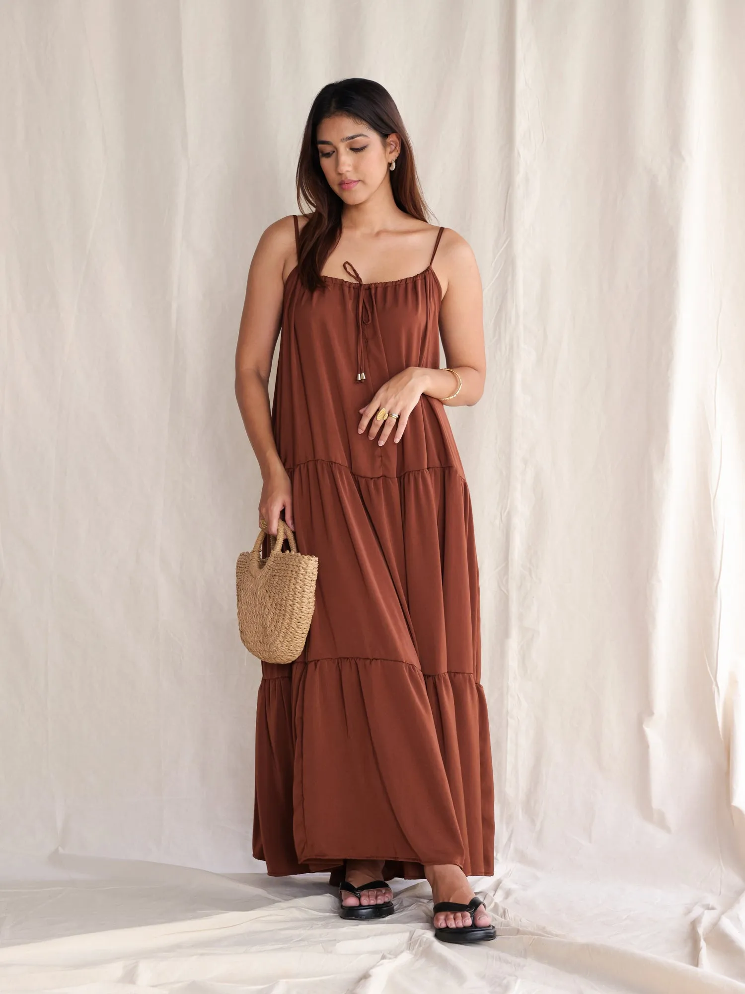 Loose Fit Tunnel Detail Maxi Dress
