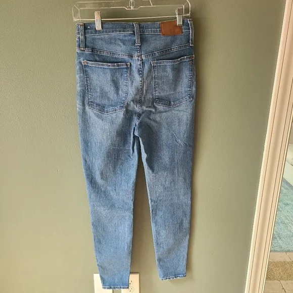 Madewell 11&quot; High Rise Skinny Jeans, Size 28