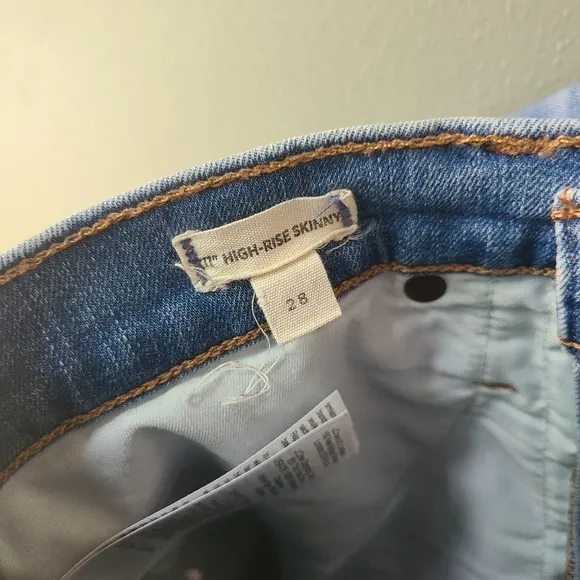 Madewell 11&quot; High Rise Skinny Jeans, Size 28