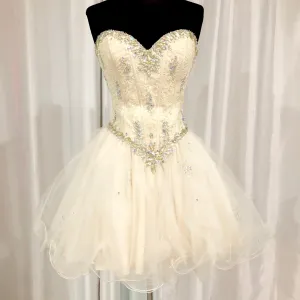 MORI LEE By MADELINE GARDNER Short Cream Gown Size 6