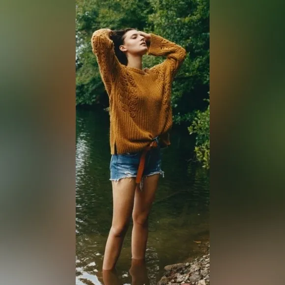 NWT Pilcro Anthropologie Oversized Chunky Devenne Pointelle Crewneck in Maize