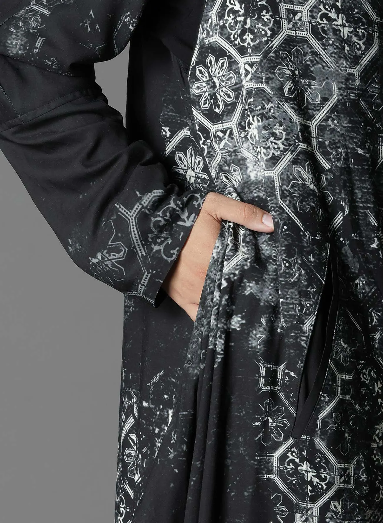 RAYON PRINT TILE PATTERN SIDE CUT-OUT DRESSES