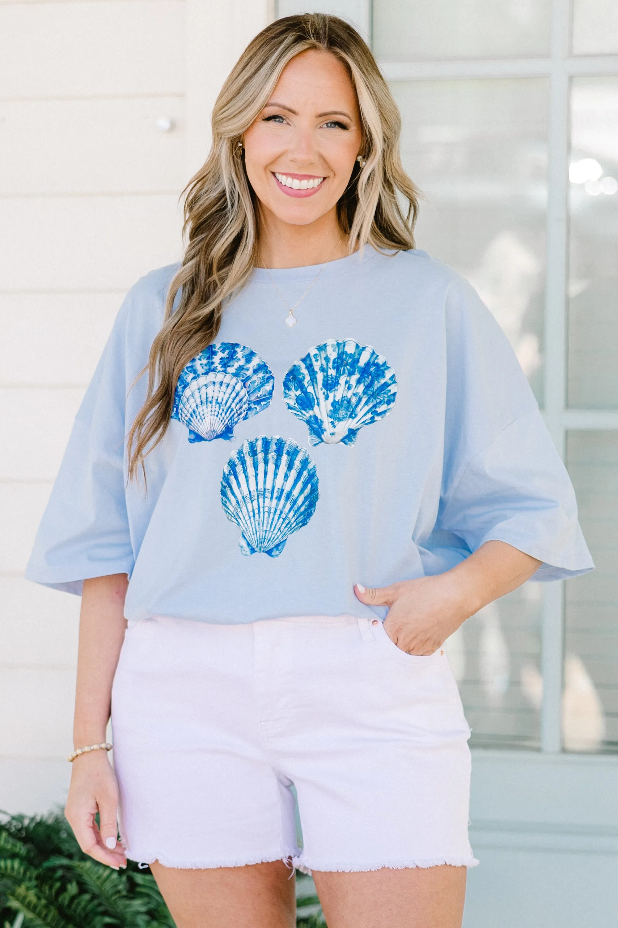 Seashell Days Boyfriend Tee, Ash Blue