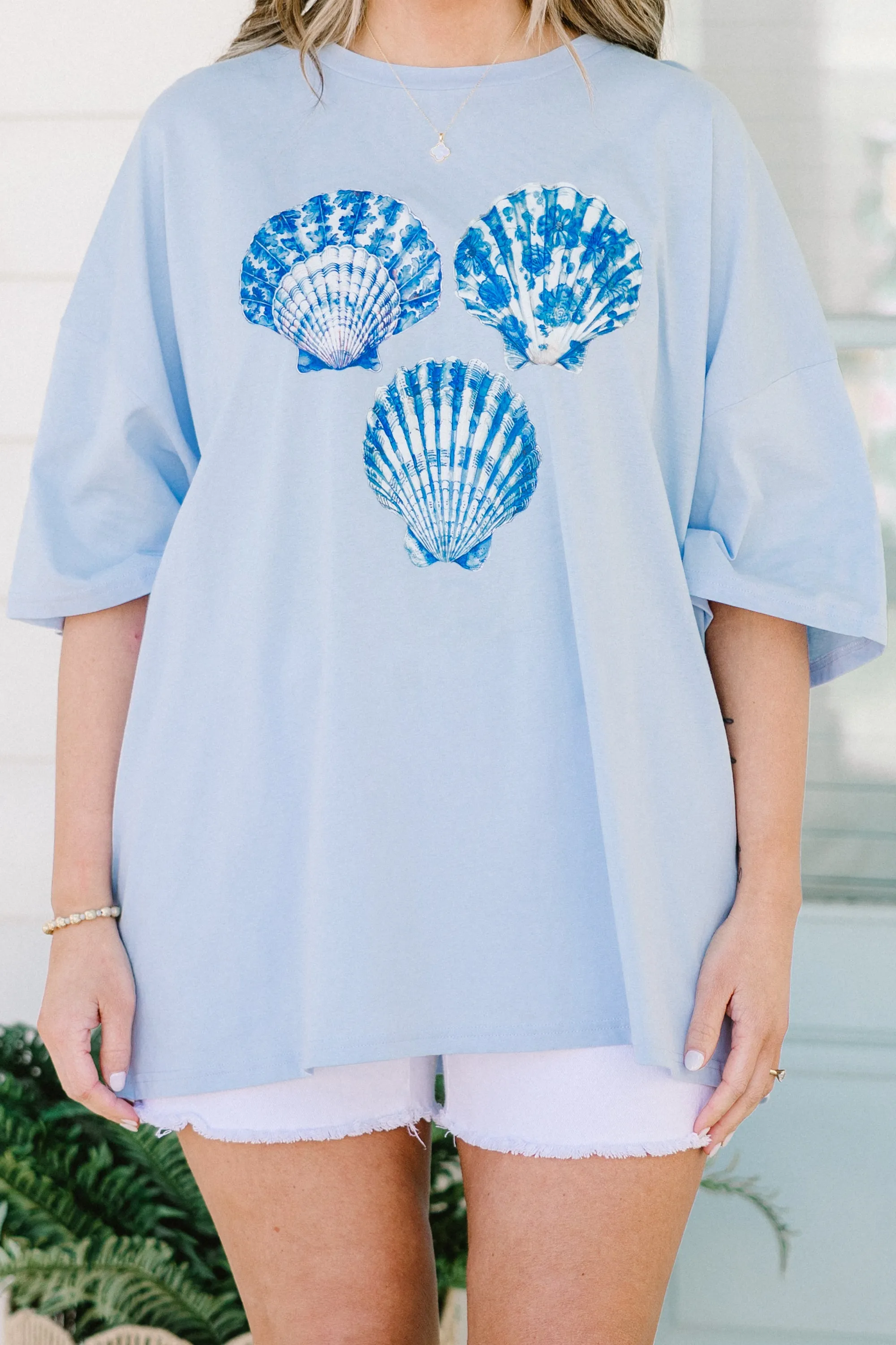 Seashell Days Boyfriend Tee, Ash Blue