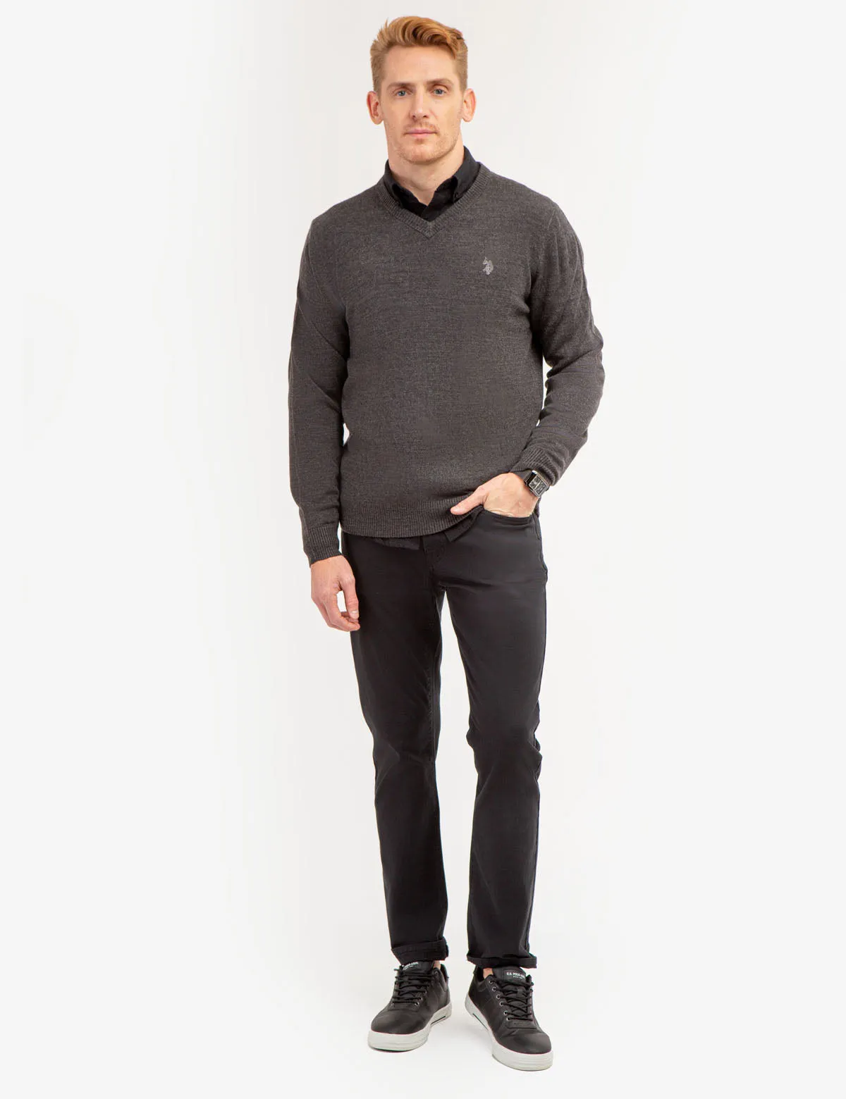 SOFT V-NECK SWEATER