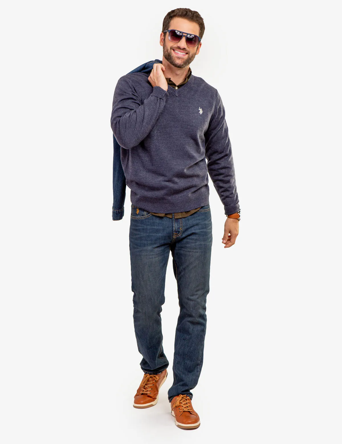 SOFT V-NECK SWEATER