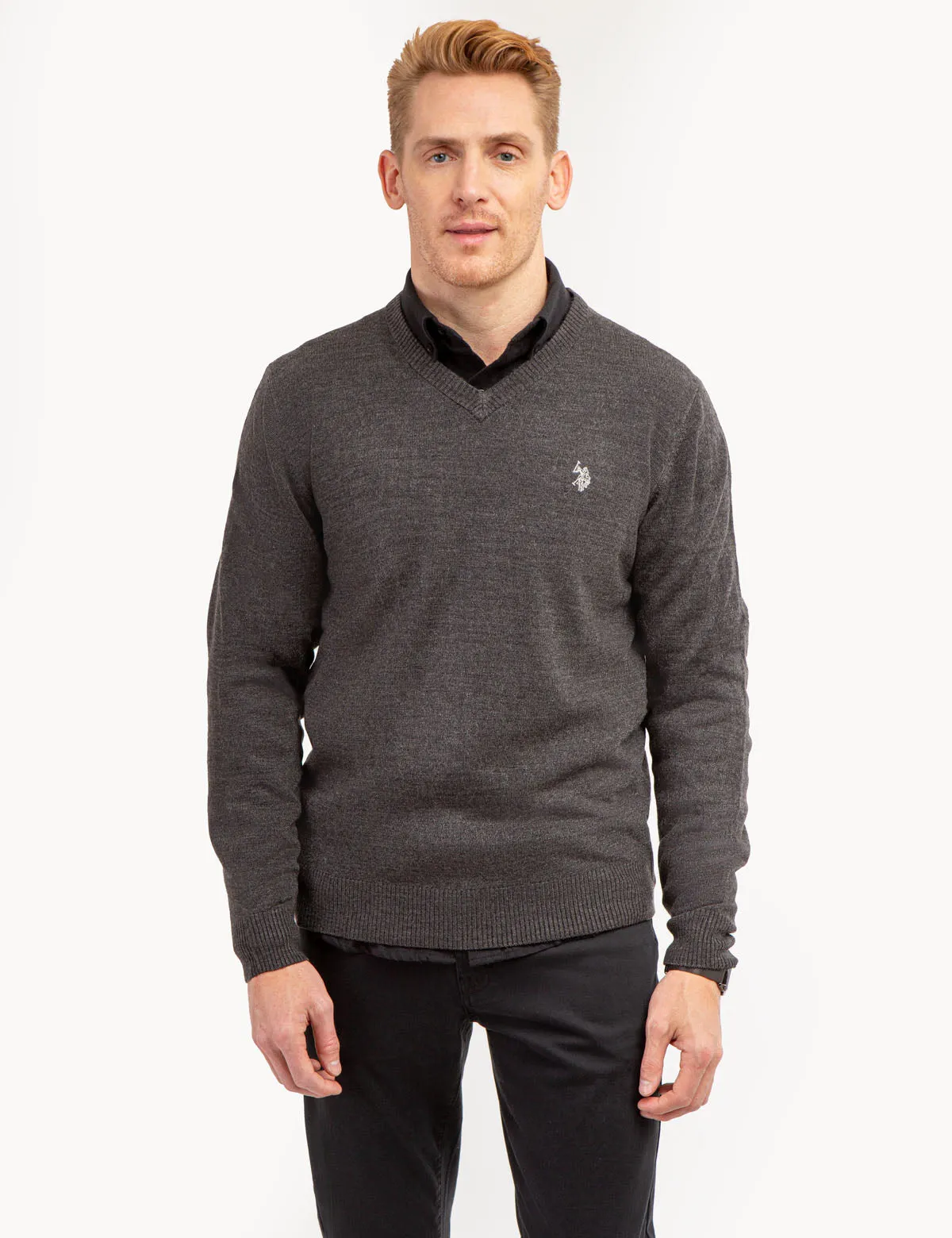 SOFT V-NECK SWEATER