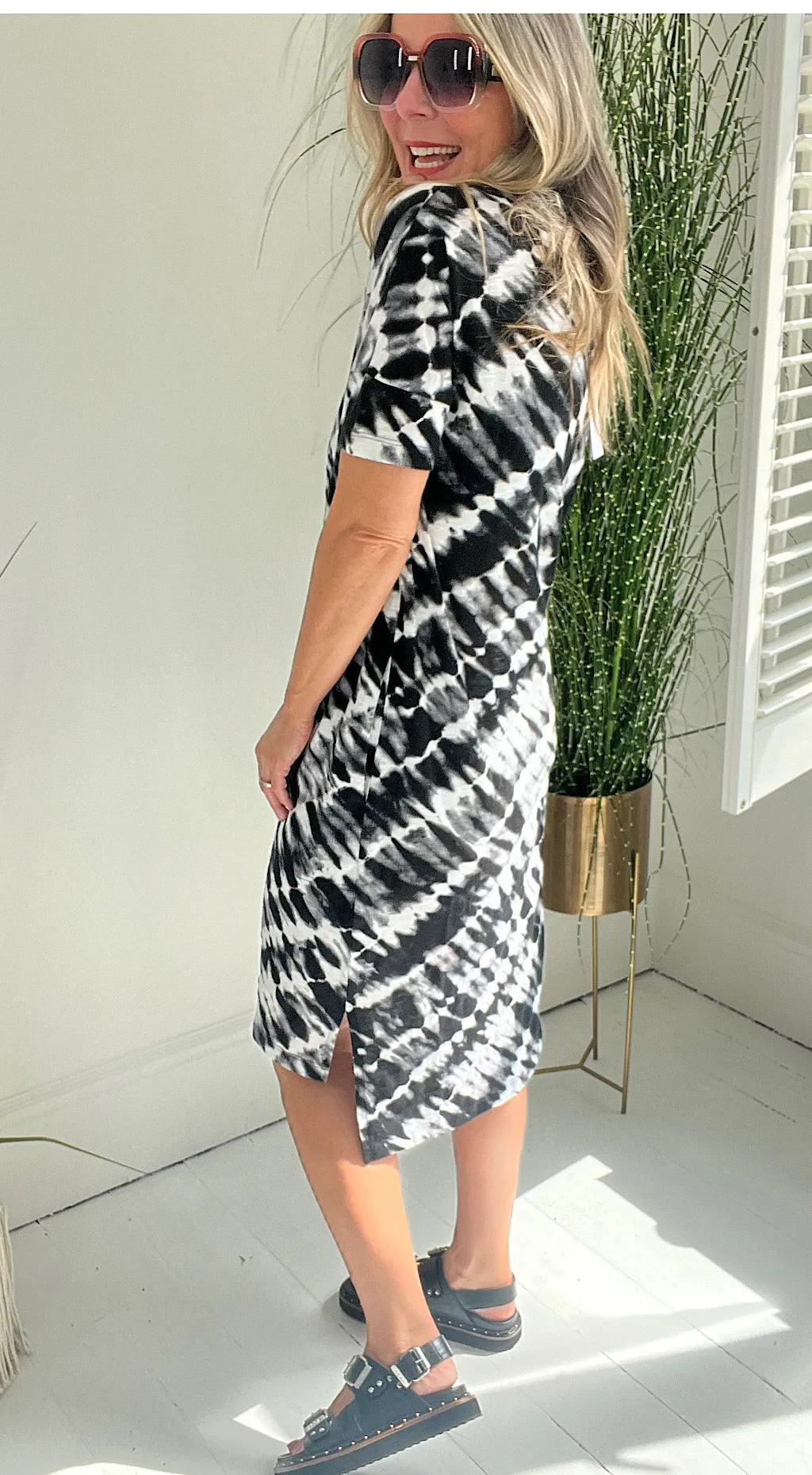 Solar Kaftan Dress by Religion