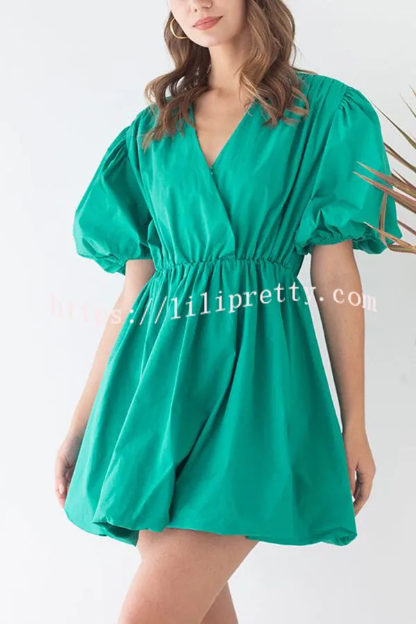 Solid Color Sexy V-neck Lantern Sleeve Waist Mini Dress