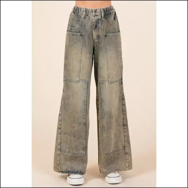 Strut in Style: Chic Washed Wide Leg Jeans to Dazzle your Denim Dreams! 👖✨