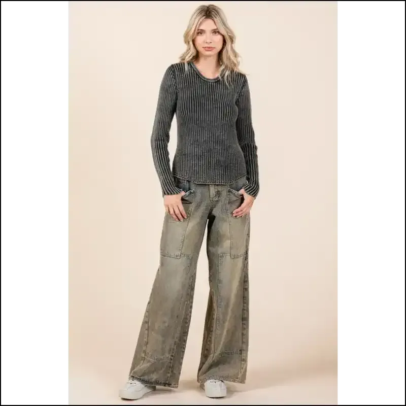 Strut in Style: Chic Washed Wide Leg Jeans to Dazzle your Denim Dreams! 👖✨