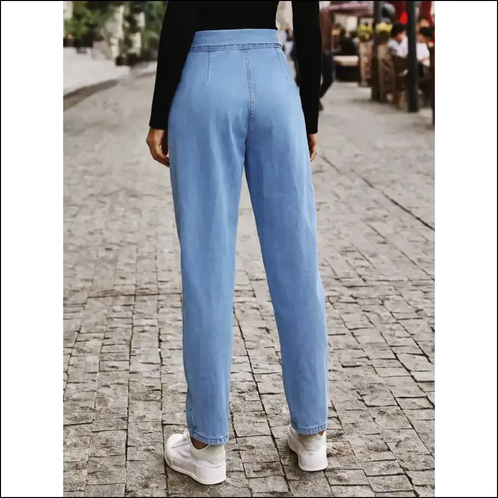 Tied Straight Jeans: Because Life is too Short for Boring Pants 😄👖