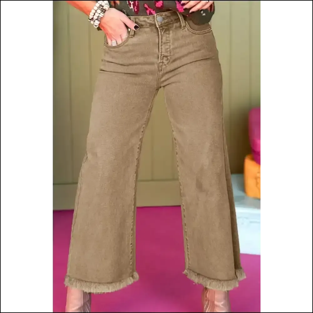Wide Leg Wonder: Unleash your Inner Fashionista with Raw Hem Magic!