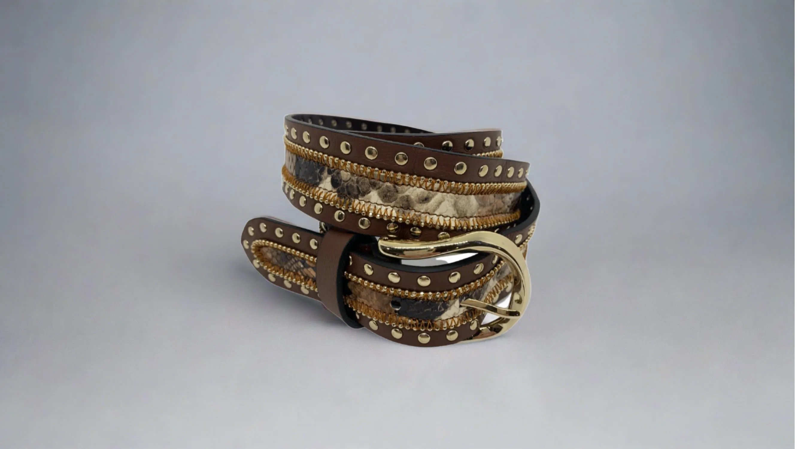 Women's Gold Stud Belt In Tan