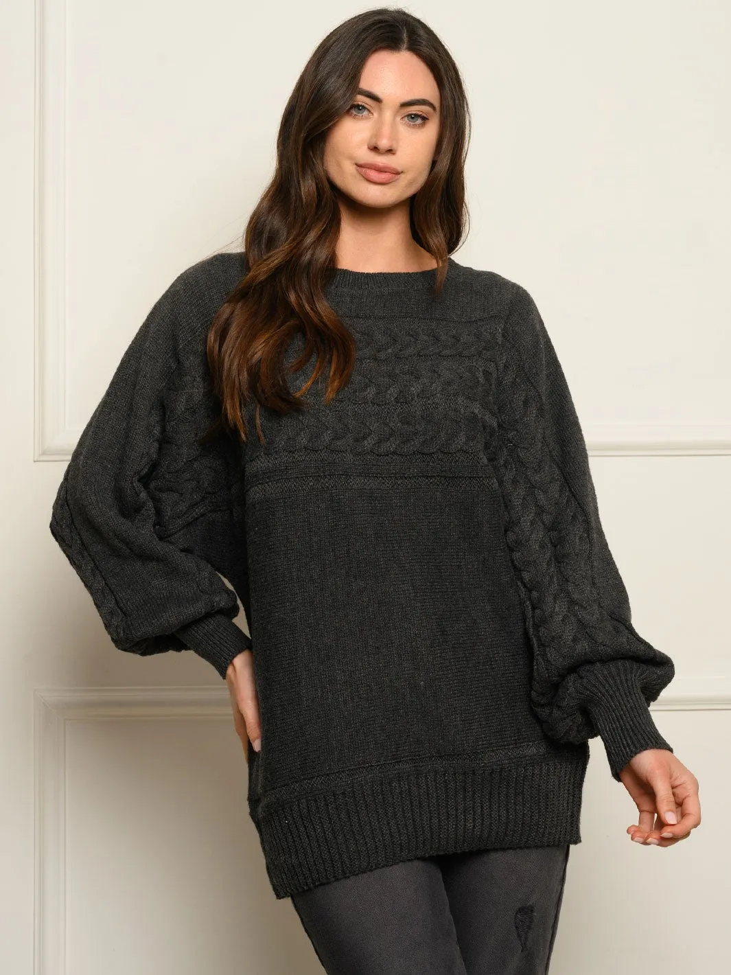 WOMEN'S LONG SLEEVE SWEATER