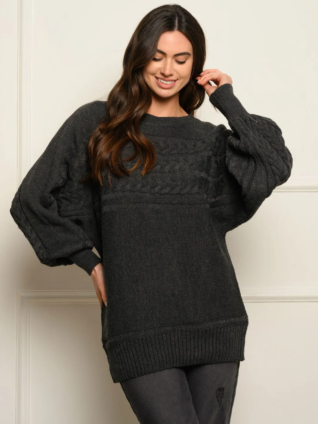 WOMEN'S LONG SLEEVE SWEATER