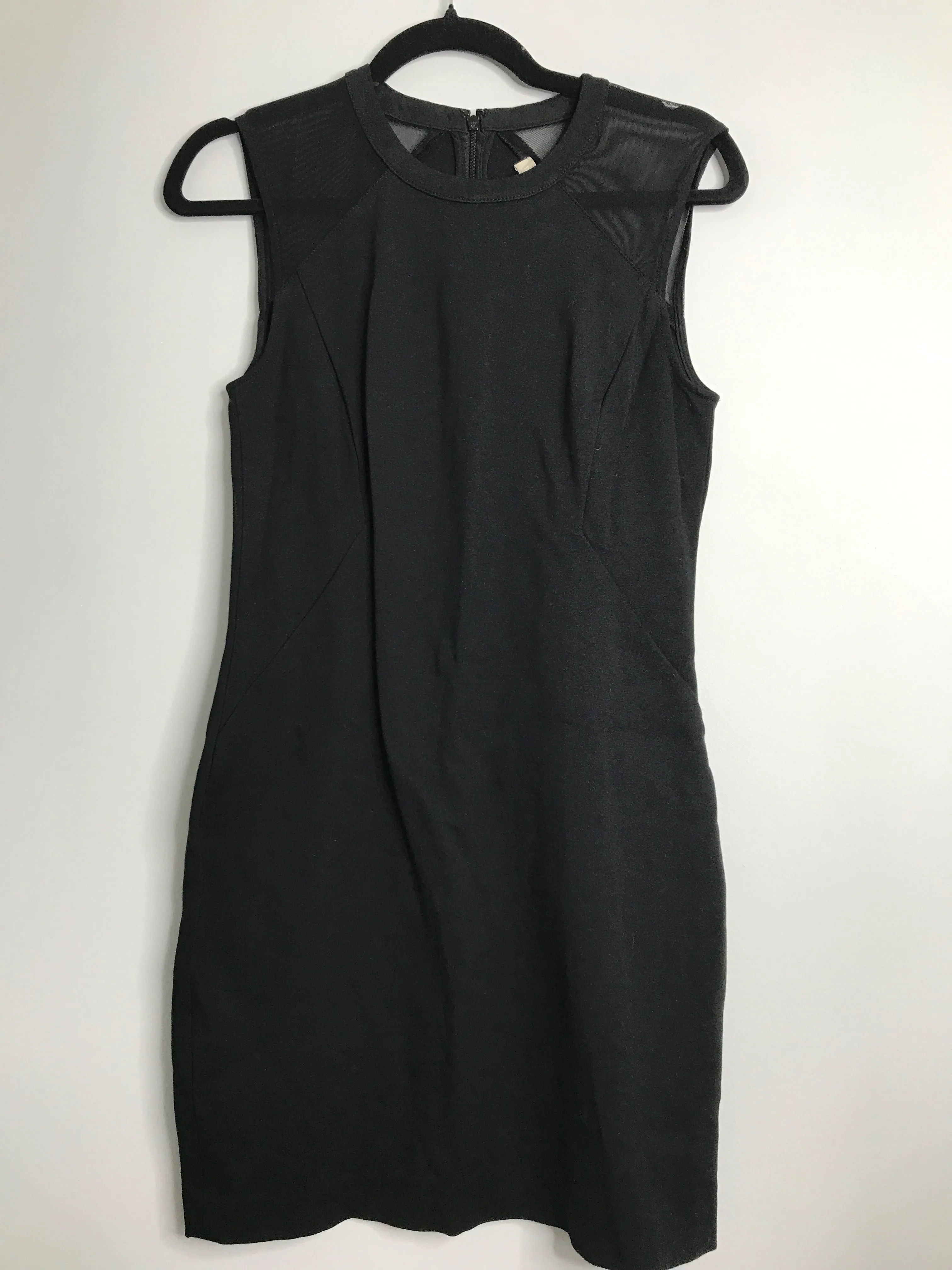 Womens Size 6 Misses Black Banana Republic Dress